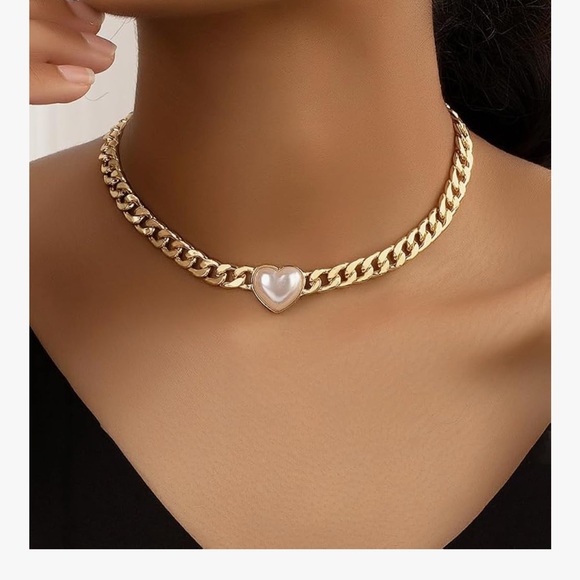 Jewelry - 🆕 Heart Necklaces for Women Heart Choker Cuban Link